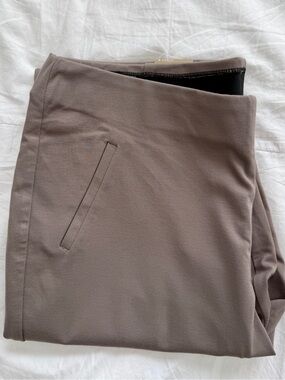 Chico’s Taupe Knit Pants